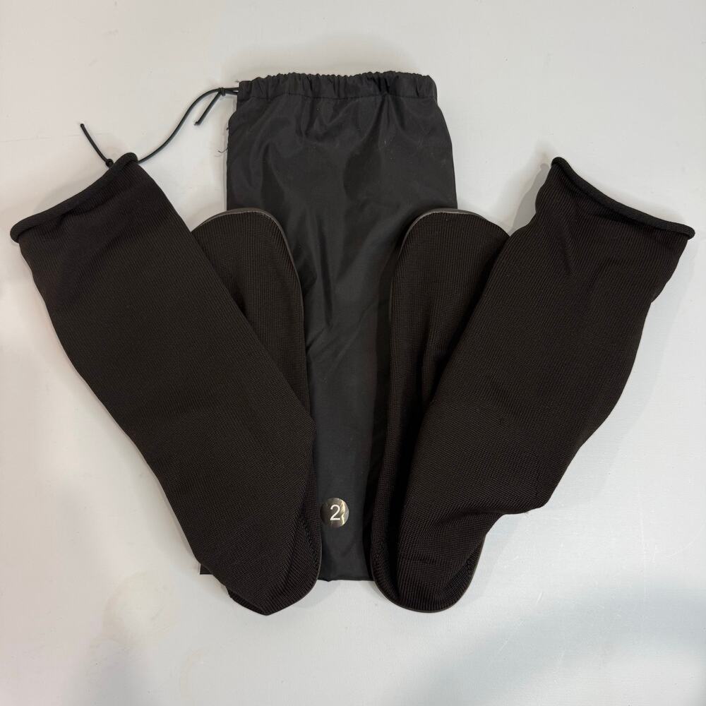 YZY Pod ‘Black’ Size 2 Yeezy Ye Men’s Size 8-11 NEW